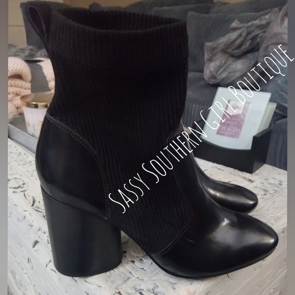🆕⭐TORY BURCH black patent leather and cord ankle boots - Picture 13 of 16